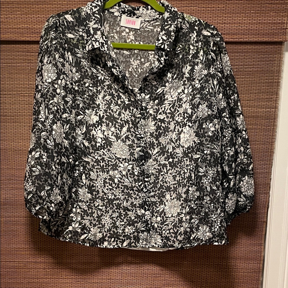 VIDA Black and White Floral Blouse